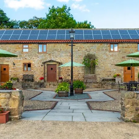 Rawcliffe House Farm * Pickering