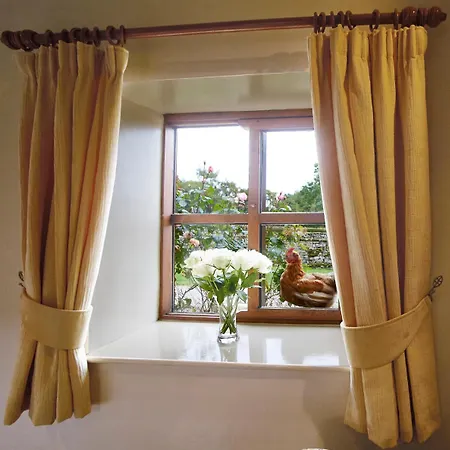 Rawcliffe House Farm Studios, Peaceful North York Moors Retreat