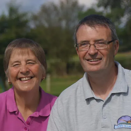 Rawcliffe House Farm Studios, Peaceful North York Moors Retreat