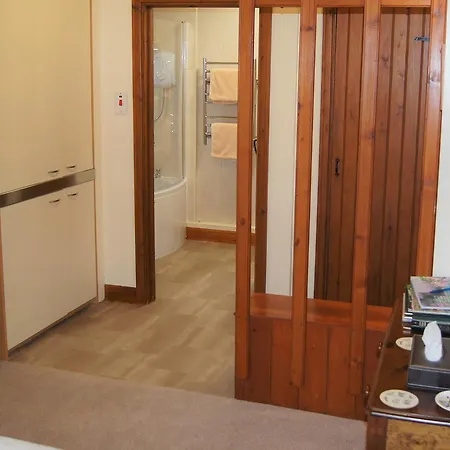 Rawcliffe House Farm Studios, Peaceful North York Moors Retreat