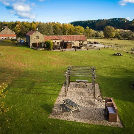 Rawcliffe House Farm Studios, Peaceful North York Moors Retreat Vakantieboerderij